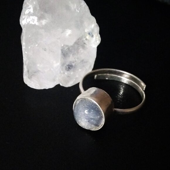 Pale Blue Aquamarine Cabochon Ring ~ Adjustable Sz 6.5 ~ Simple Clean Lines! - Picture 6 of 9
